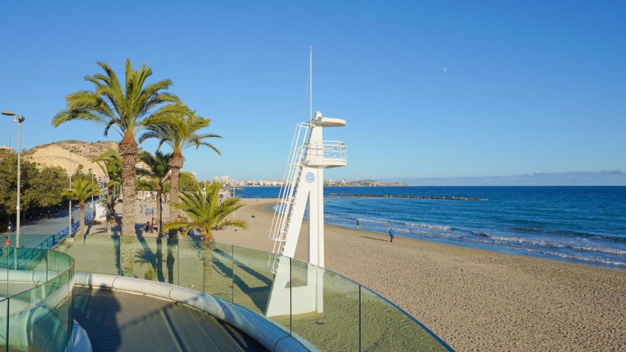 Stylish & Spacious Family Apartment Near Beach & Vibrant Historic Market Alicante Buitenkant foto